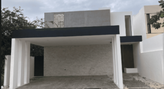 CASA EN VENTA EN PRIVADA RESIDENCIAL EN CONKAL