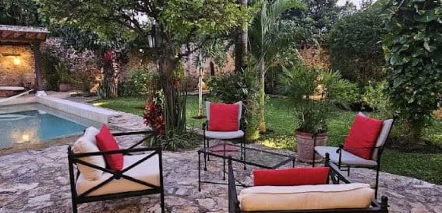 CASA EN VENTA EN EL CENTRO DE MÉRIDA, YUC, MEXICO 1,125,000 USD