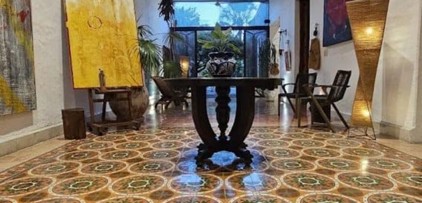 CASA EN VENTA EN EL CENTRO DE MÉRIDA, YUC, MEXICO 1,125,000 USD