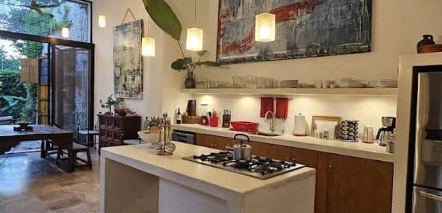 CASA EN VENTA EN EL CENTRO DE MÉRIDA, YUC, MEXICO 1,125,000 USD