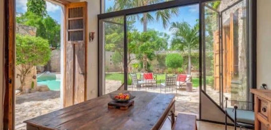 CASA EN VENTA EN EL CENTRO DE MÉRIDA, YUC, MEXICO 1,125,000 USD