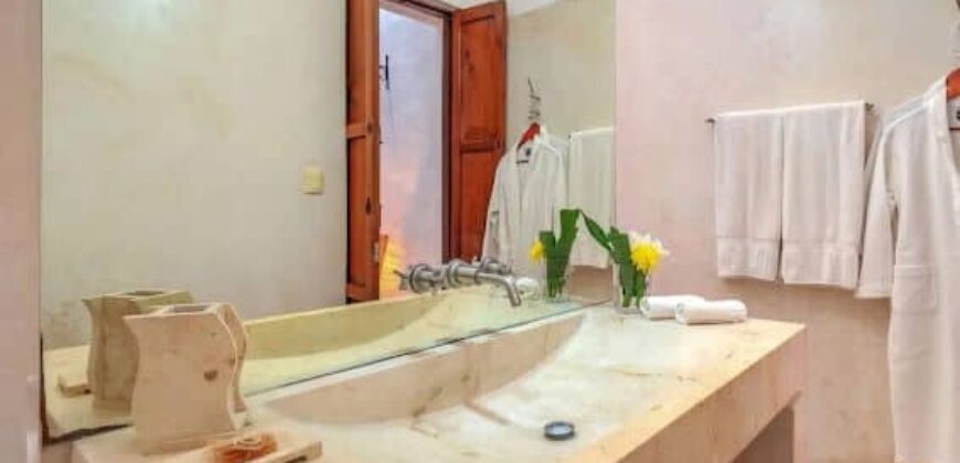 CASA EN VENTA EN EL CENTRO DE MÉRIDA, YUC, MEXICO 1,125,000 USD