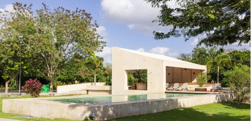 Casa Residencial  de Lujo en Privada Residencial al Norte de Merida, Yuc. $12,900,000 MXN